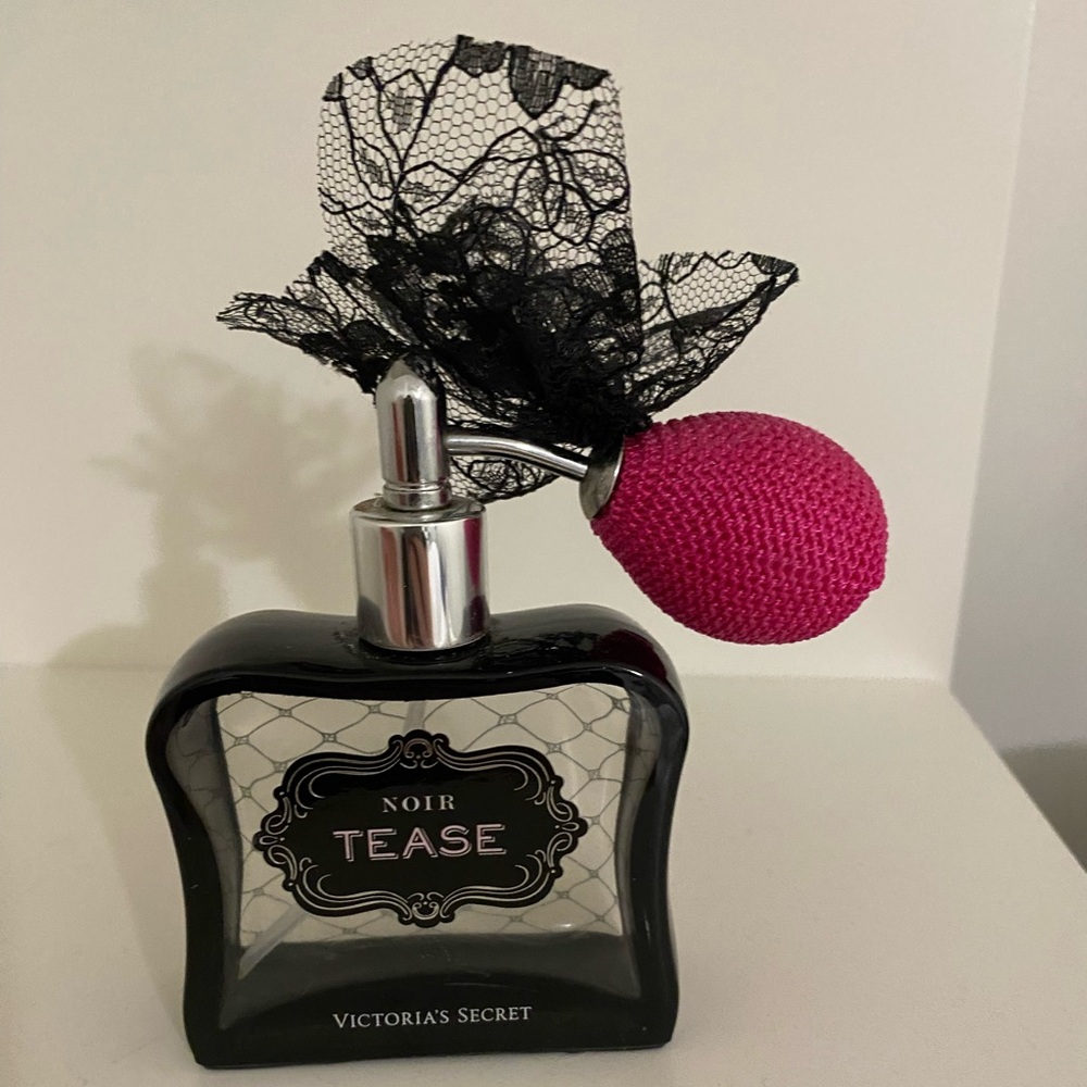 EMPTY noir tease bottle